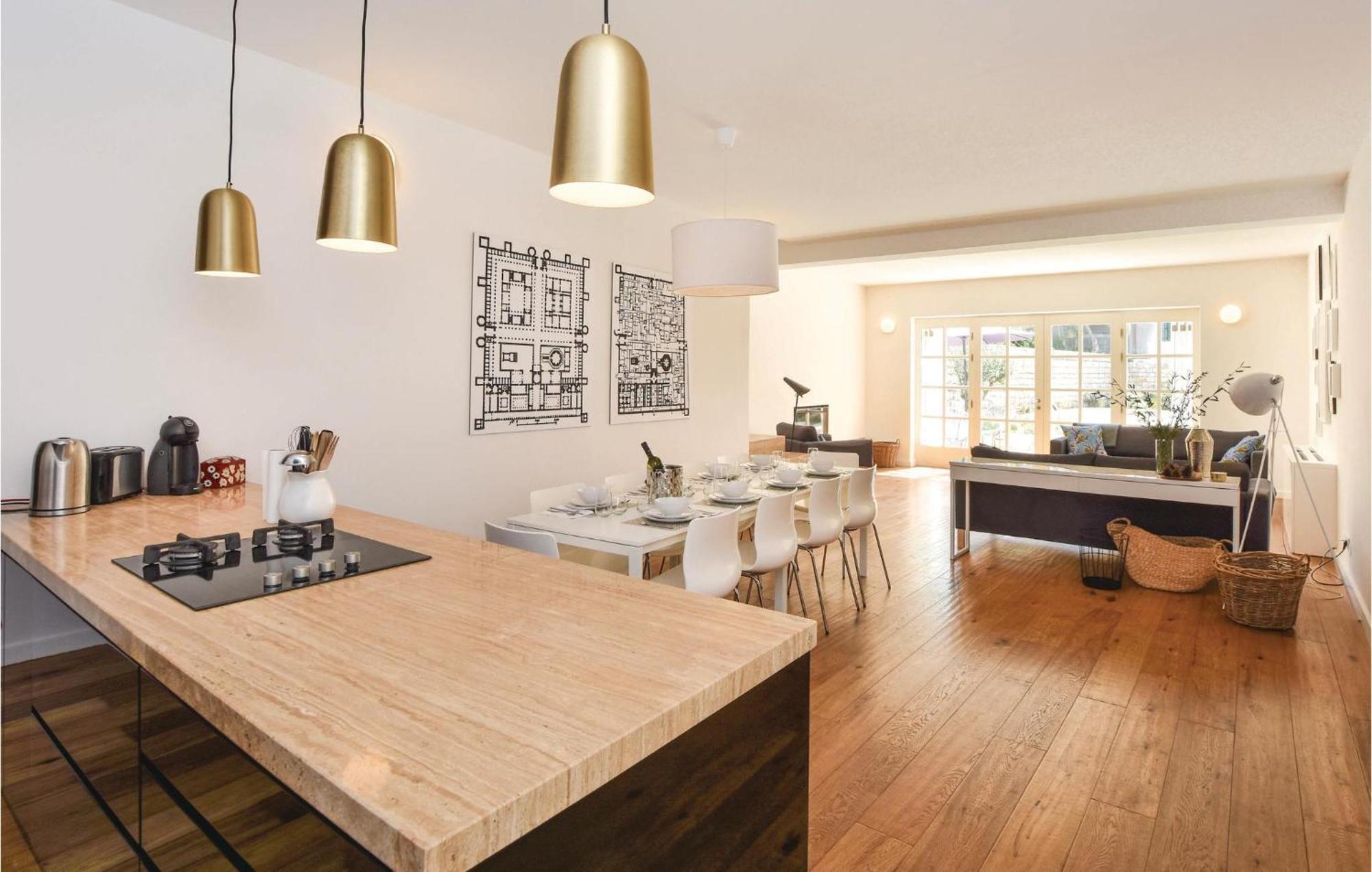 Stunning Home In Split With Outdoor Swimming Pool Eksteriør bilde